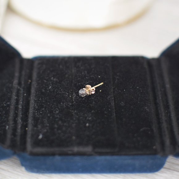 9K Yellow Gold & Black Quartz Helix Earring - Picture 1 of 2